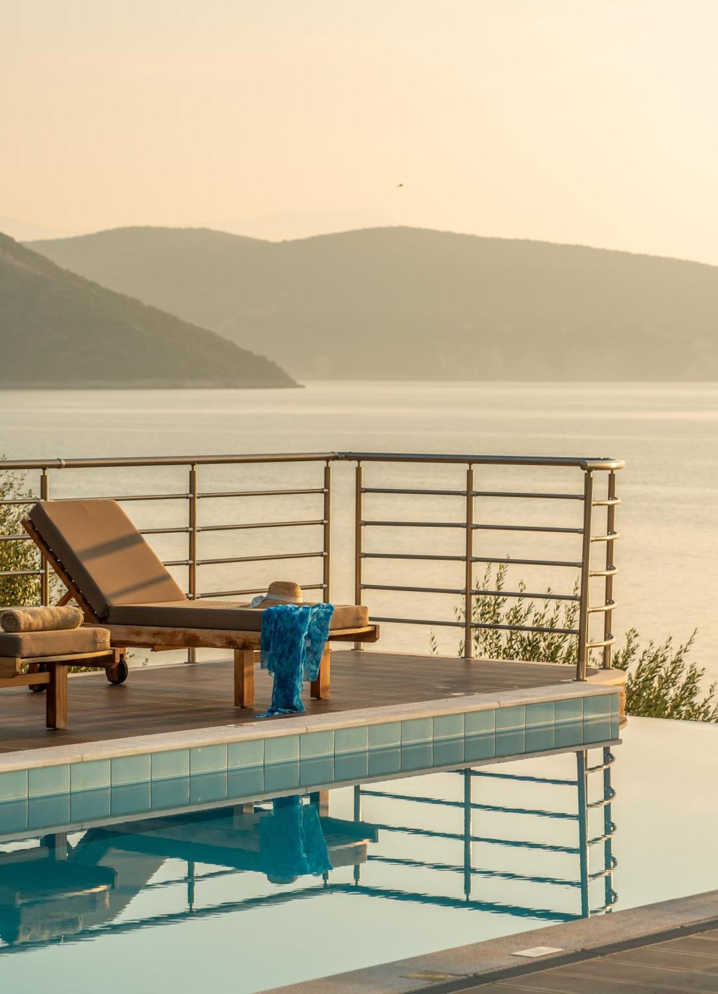 Iris Villas Lefkada - Marine Villa With Private Sea Access Sivota  Ngoại thất bức ảnh